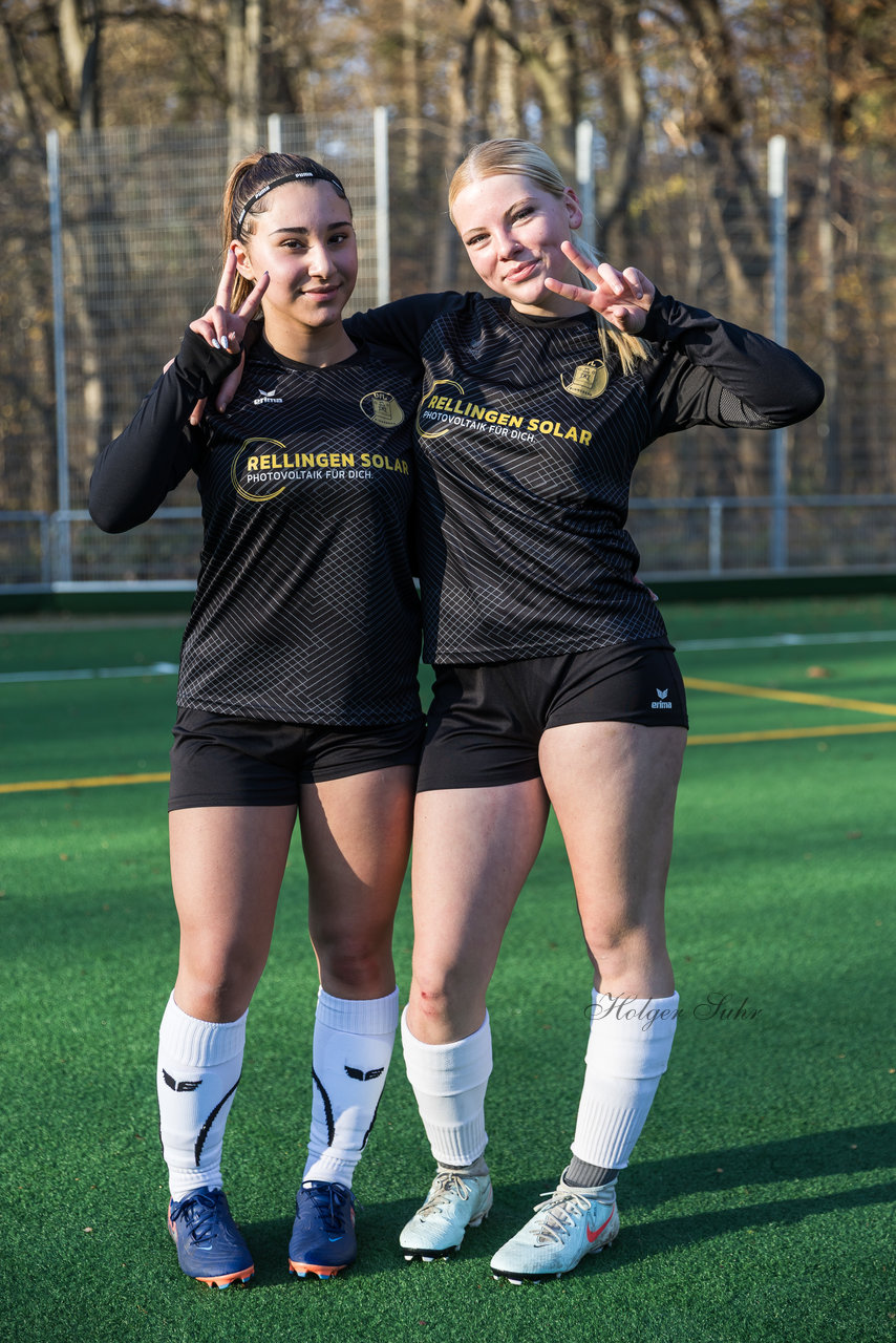 Bild 432 - wBJ VfL Pinneberg2 - Eimsbuttler TV 3 : Ergebnis: 5:0